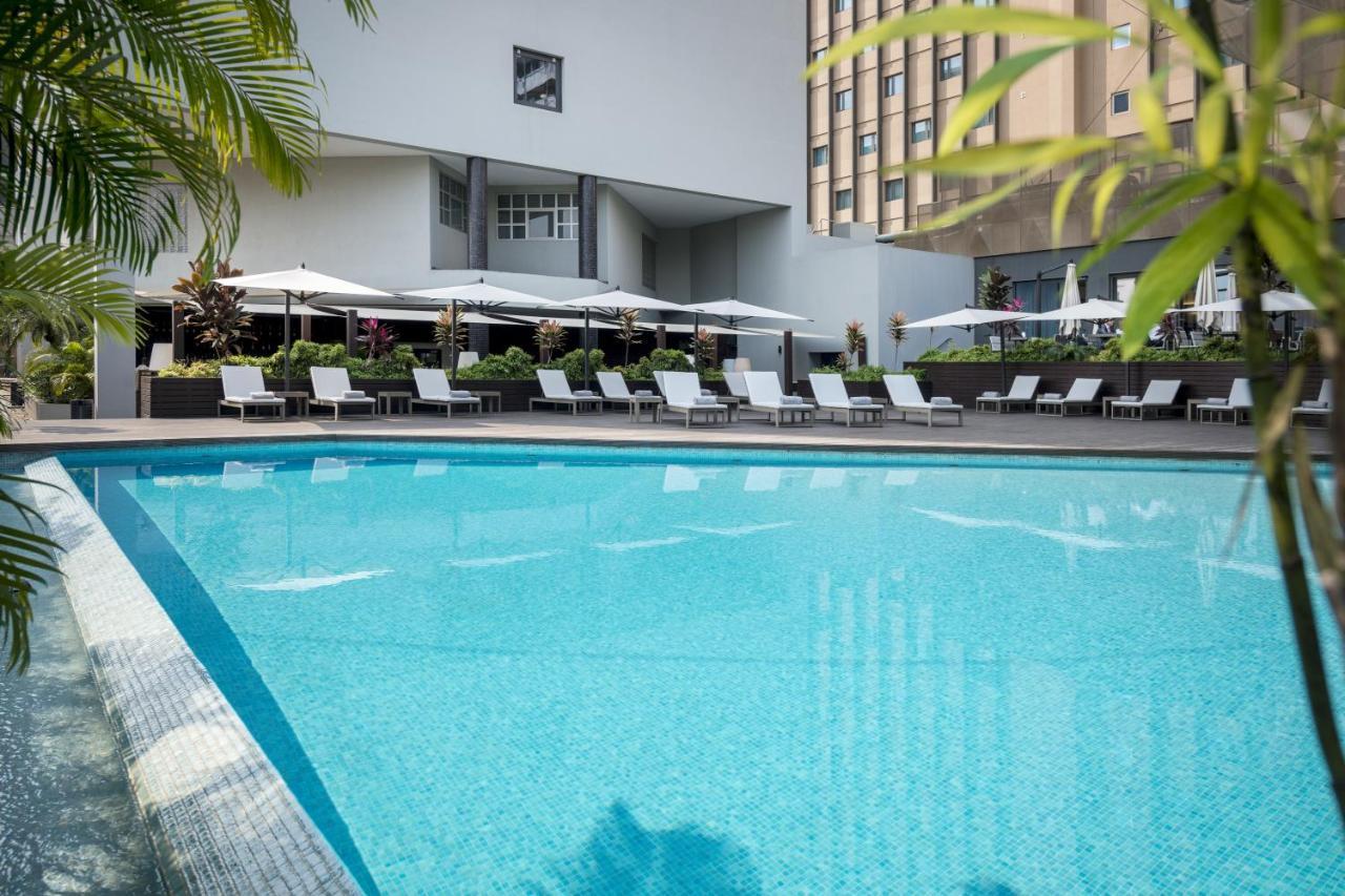 Hotel Trópico Luanda Kültér fotó
